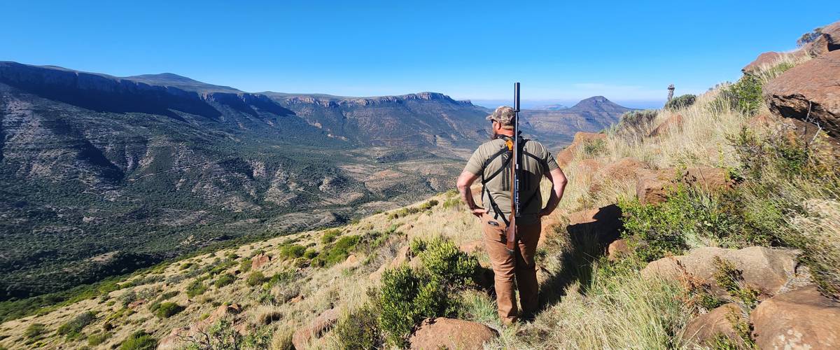 LEOPARD'S VALLEY SAFARIS