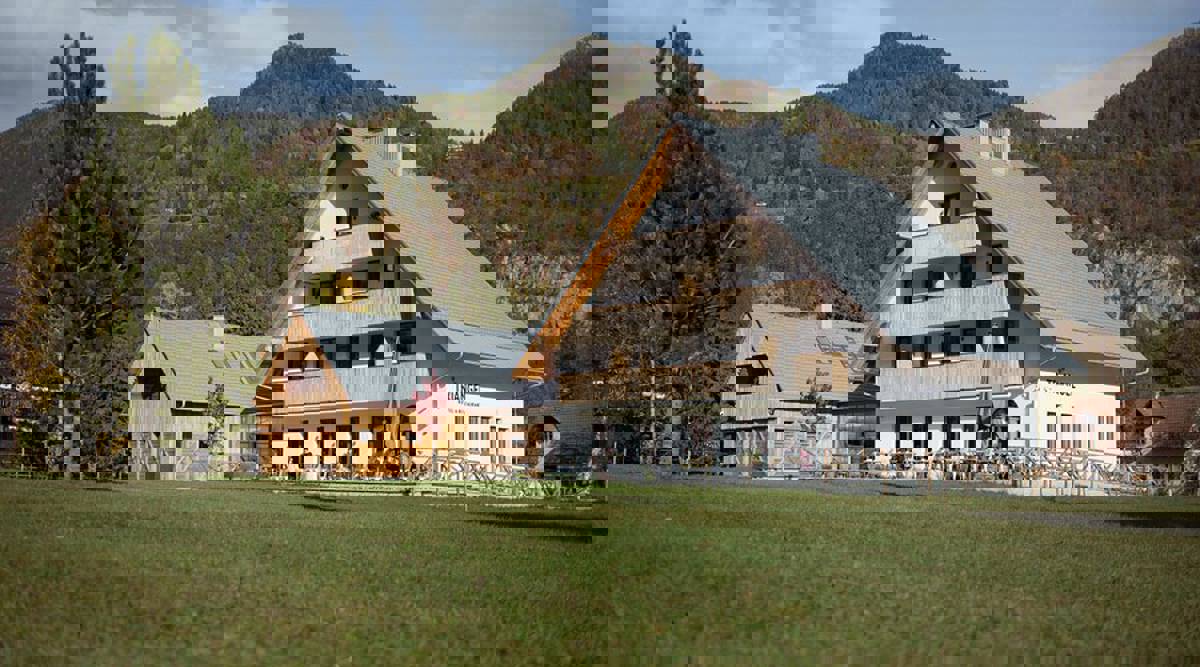 Hunting accommodation