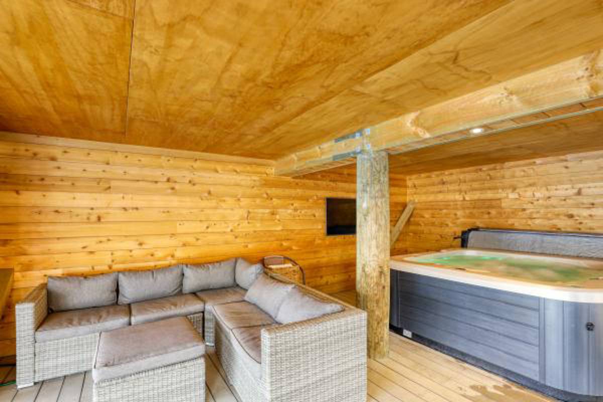 Hunting accommodation