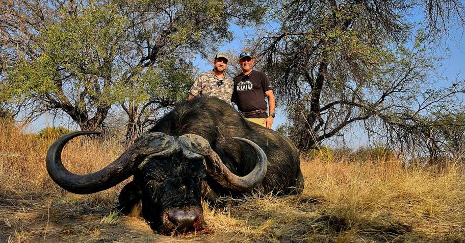 Cape Buffalo Package 1 on 1