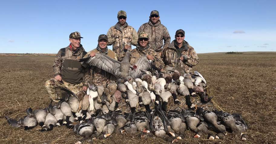 BASIC GOOSE & DUCK - 6-12 Hunters/4day