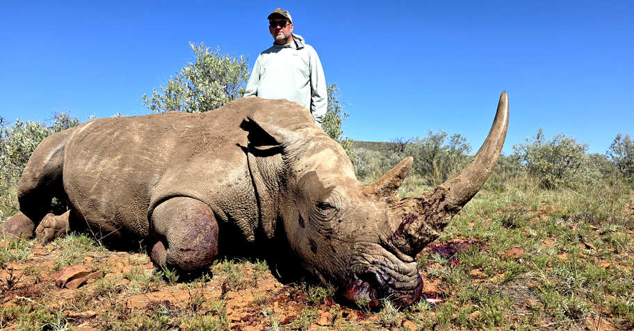 Rhino Hunting Package