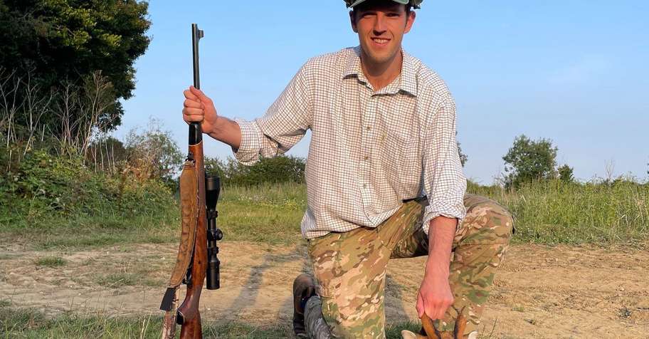 1 x Roe Buck + 2 x Muntjac Package