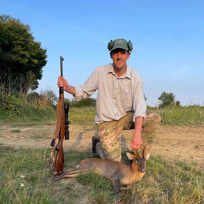 1 x Roe Buck + 2 x Muntjac Package