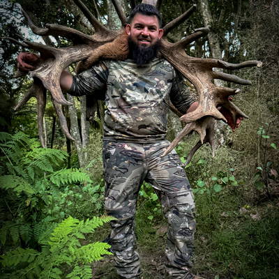 1x Day 500-549" Red Stag Hunt