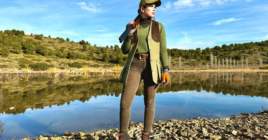 TRADITIONAL Duck Shooting in Spain