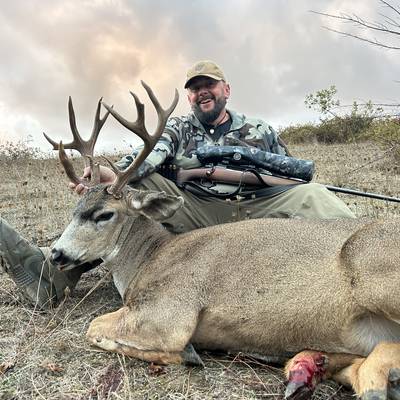 Columbian Blacktail Rifle