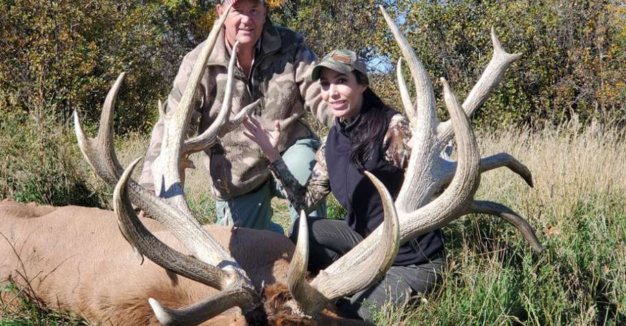 Trophy Elk Hunts