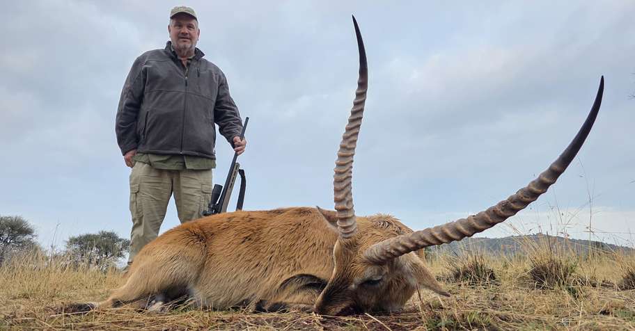 Package 1 - Plains Game Safari (1:1)