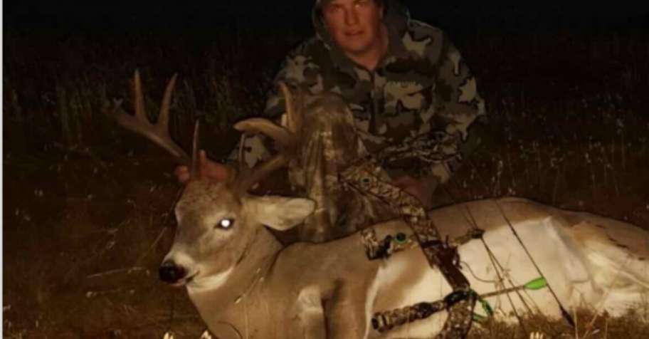 Archery Whitetail Hunt 2026