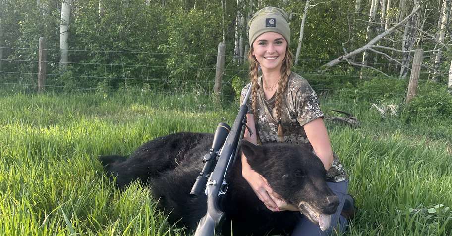 5 Day Trophy Bear Hunt 2x1