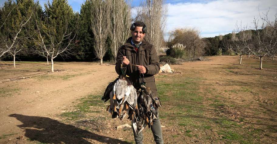 LUXURY. Duck Shooting in Spain