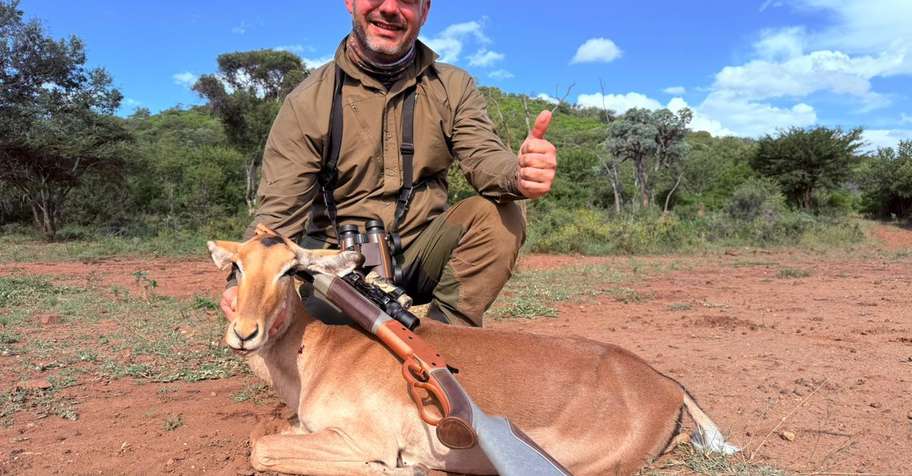 20 Impala Cull hunt late season.