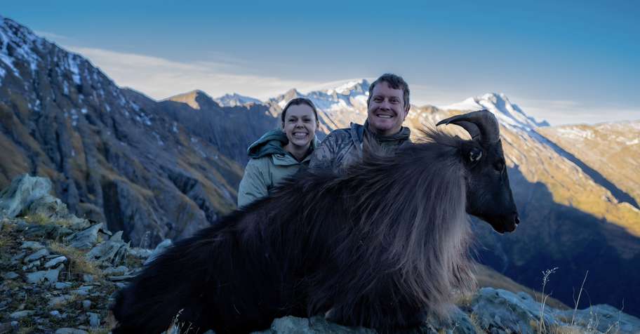 Tahr and Silver Red Stag up to 370 SCI