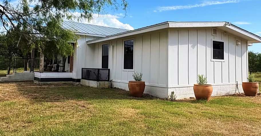 Ranchito Hunt & Stay Package