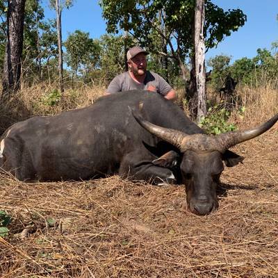 Banteng Hunt 2x1 PRE-SHOW SPECIAL PRICE