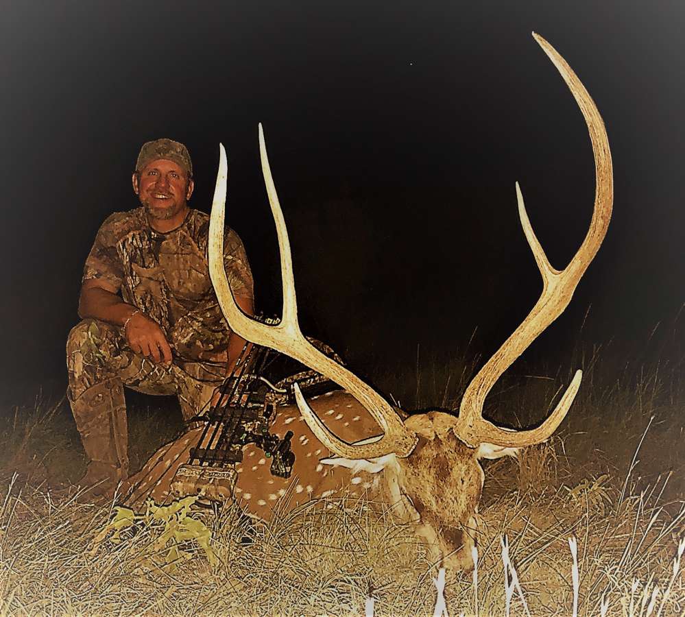 Axis Buck Hunt / Texas, United States