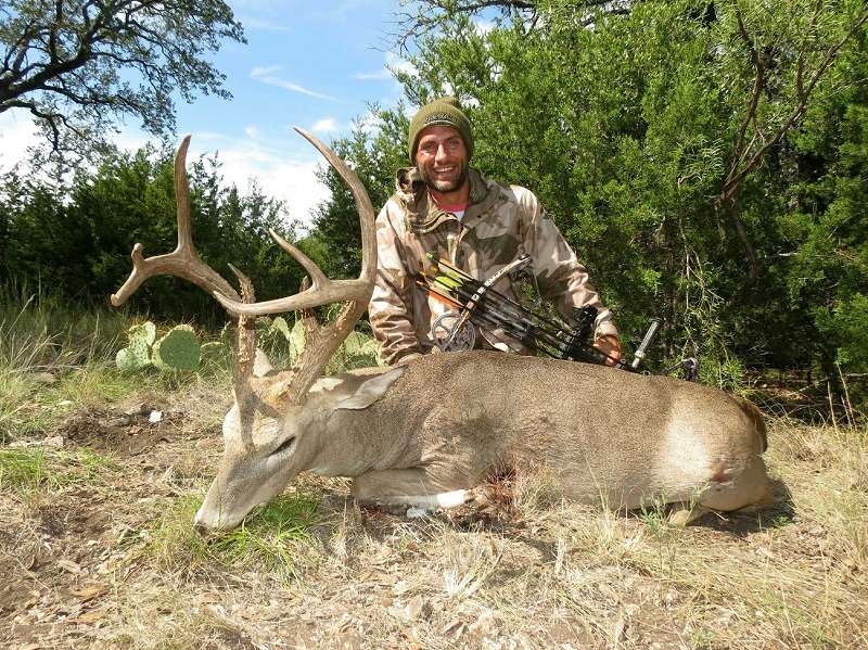 How Much Does It Cost to Hunt Whitetail Deer? 