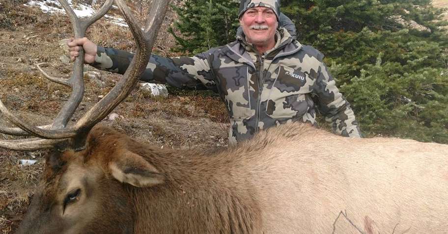 Colorado hunting trips - BookYourHunt.com