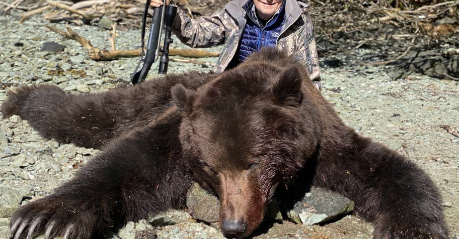 Boat Based Spring Brown Bear 2026